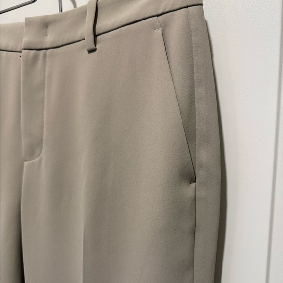 NWT Vince Khaki Beige Crepe Straight Leg Women's Pants - Picture 6 of 7